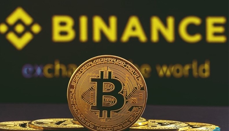 Binance Bitcoin İçin Para Çekme İşlemlerini Durdurdu: Kan Kaybı Sürüyor!